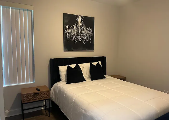 Apartment Mixed Rustic Vibes