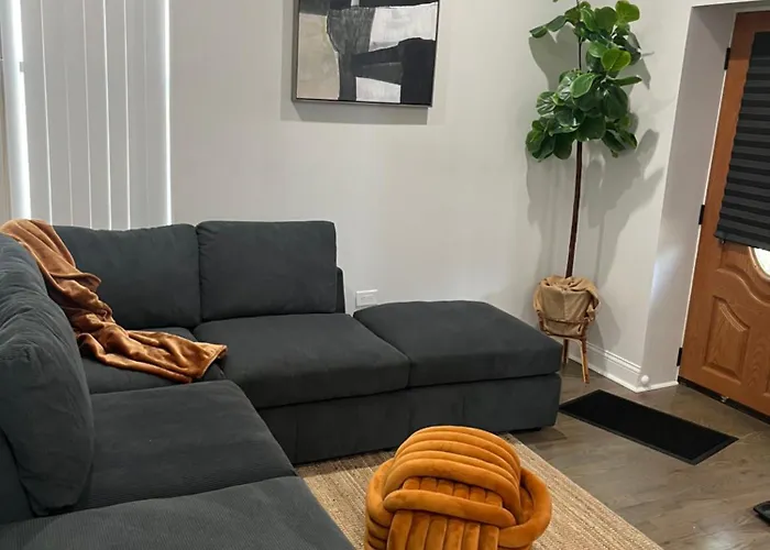 Apartment Mixed Rustic Vibes